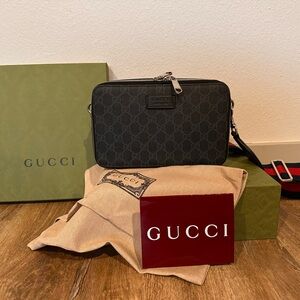 Gucci Men's Black Crossbody Bag